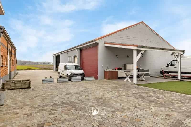Villa te koop in Leest