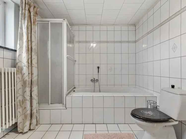 Huis te koop Putte met 2 appartementen op 13625 m²