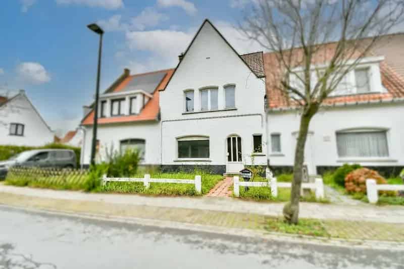 Gerenoveerde woning Waardamme - 2 slaapkamers, garage, stadskoer