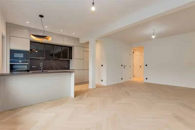 Appartement te koop Mortsel Centrum 2 slaapkamers luxe gerenoveerd