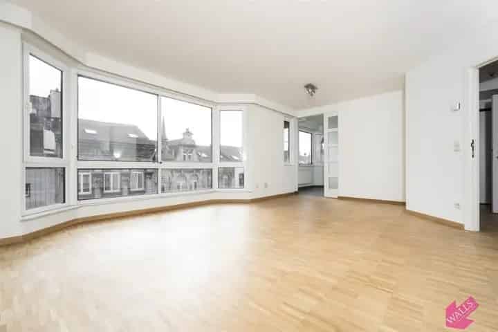 Ruim appartement te koop 2 slaapkamers Zuid