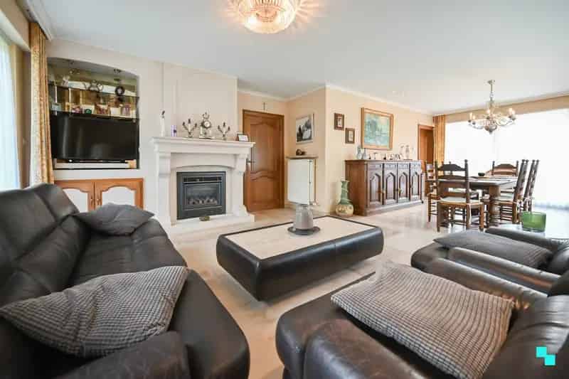 Villa 5 Slaapkamers Nabij Kasteeldomein Blauwhuis