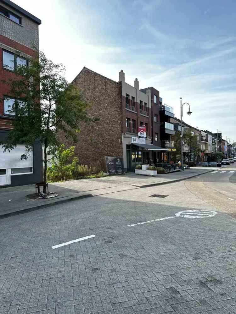 Projectgrond in het hartje van bruisende Vennestraat te Genk