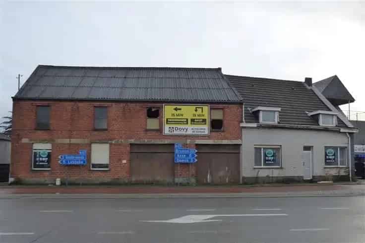 Huis Te Koop Commerciële Locatie