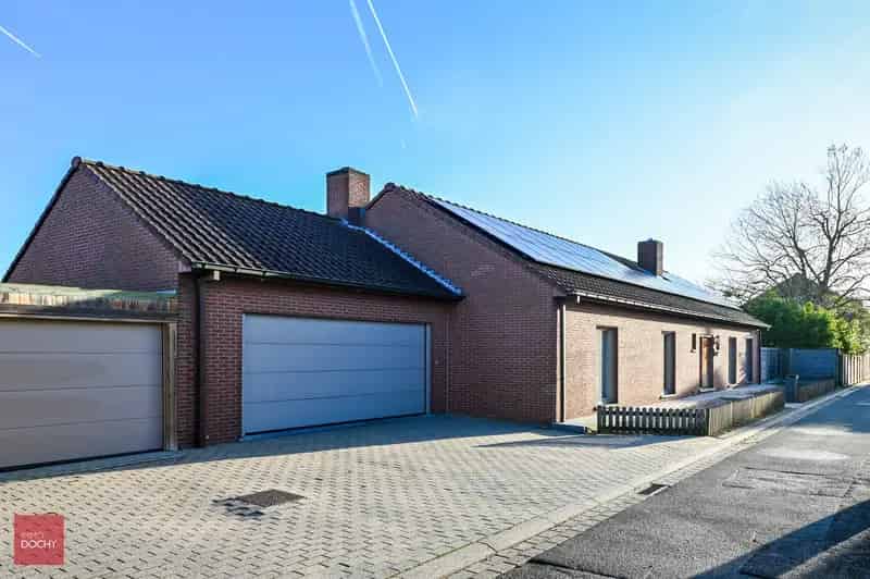 Goed onderhouden gelijkvloerse villa te koop Desselgem-Dries