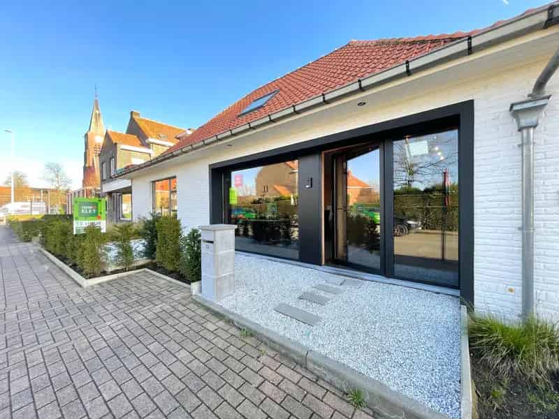 Huis te koop Wielsbeke: Gerenoveerd en Instapklaar