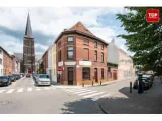 Huis te Koop Sint-Amandsberg 4 slaapkamers Nabij Gent Centrum