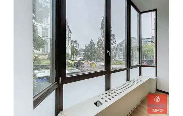 Huur 1 slaapkamer appartement van 70 m² in Antwerp