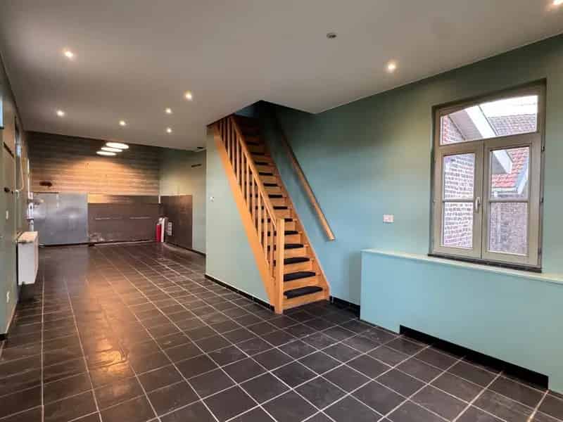 Huis te koop Sint-Eloois-Vijve: Centrale ligging, veel mogelijkheden