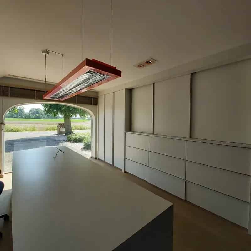 Uniek Kantoorgebouw Izegem