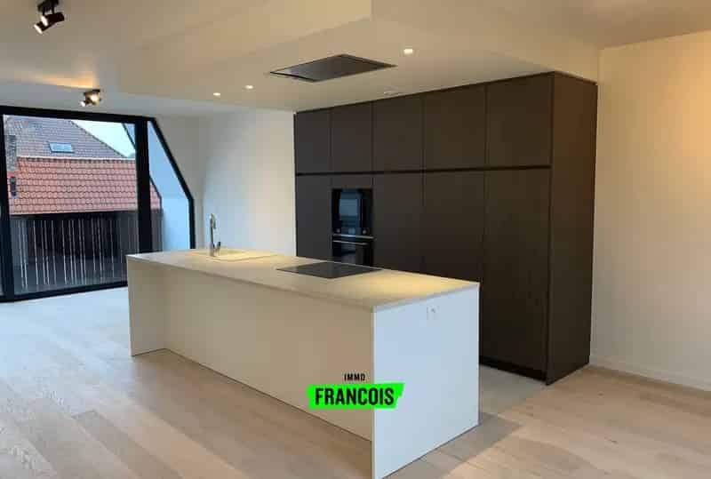 Triplex Appartement 4 Kamers Brugge Centrum Lift Garage
