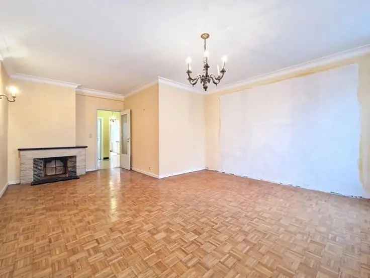 Appartement Te Koop 1 Slaapkamer Terras 63m²