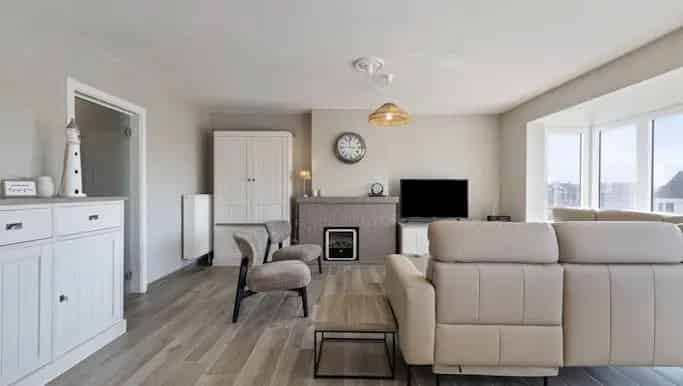 Appartement te Koop Koksijde 120m2 Gerenoveerd Garage Kelder