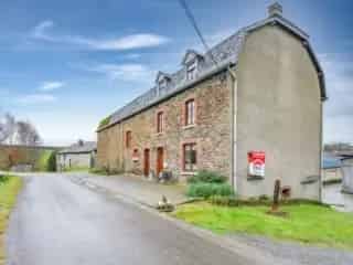 Boerderij te koop Houffalize - 1500m² hallen, 7,5ha grond