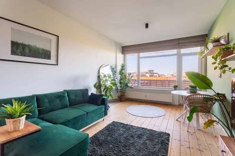 Antwerpen Zuid: Lichtrijk appartement met Schelde zicht