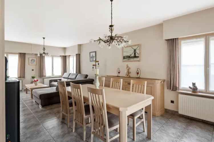 Instapklare, energiezuinige woning (230 m²) met inpandige garage te koop!