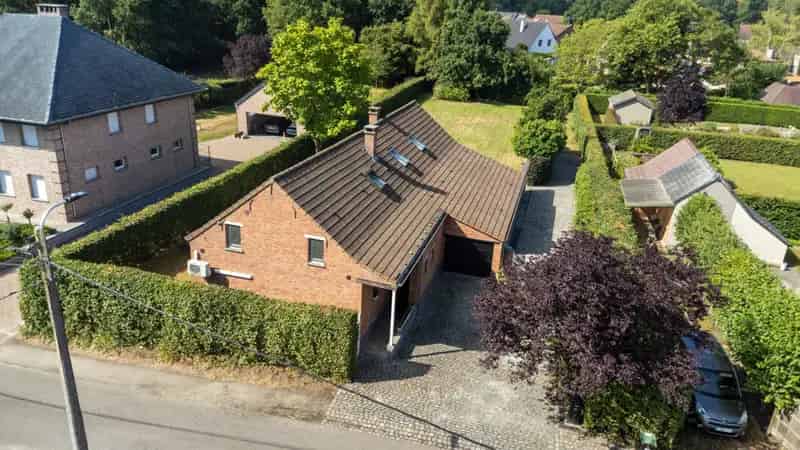 Ruime woning 3 slaapkamers 2 badkamers garage Baal Tremelo
