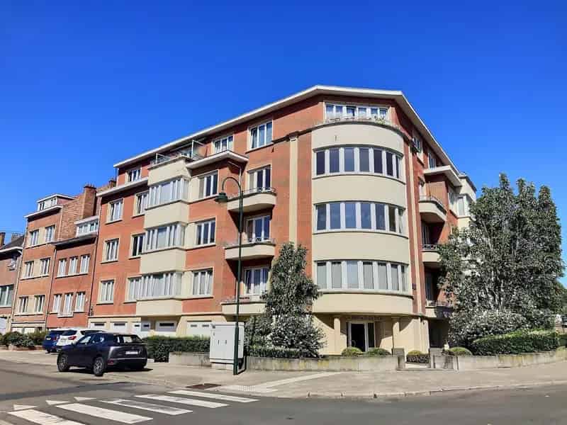 Appartement 113m² 2 chambres rénové Bruxelles