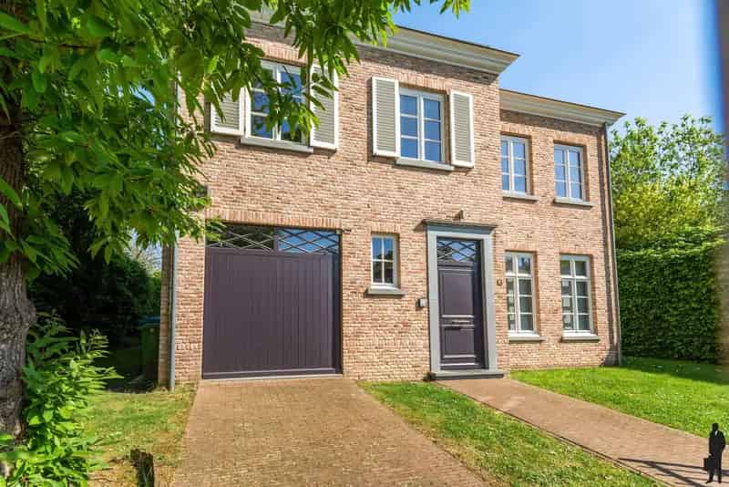 Huis te koop Wilrijk 4 slaapkamers 2 badkamers ZO tuin