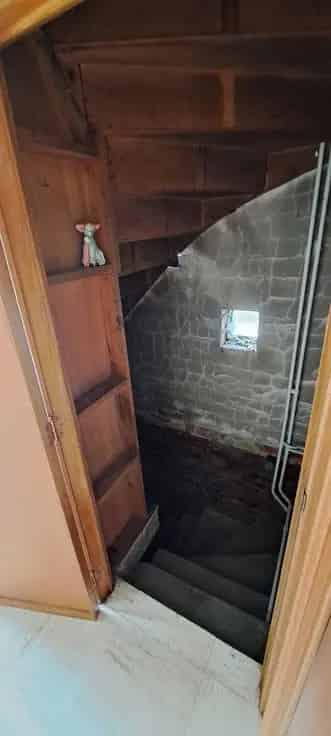 Te renoveren woning 3 slaapkamers Denderhoutem