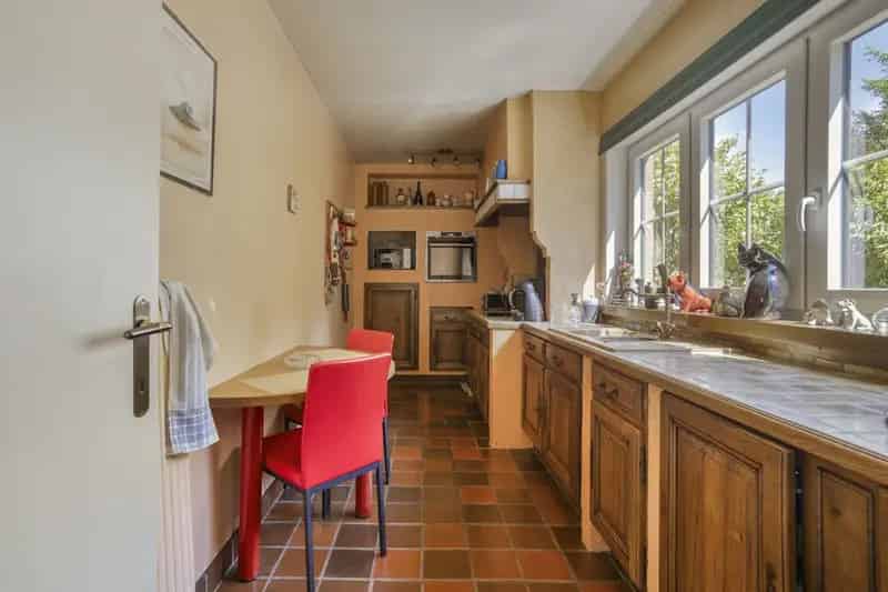 Huis te huur Roeselare 4 slaapkamers 882m² tuin