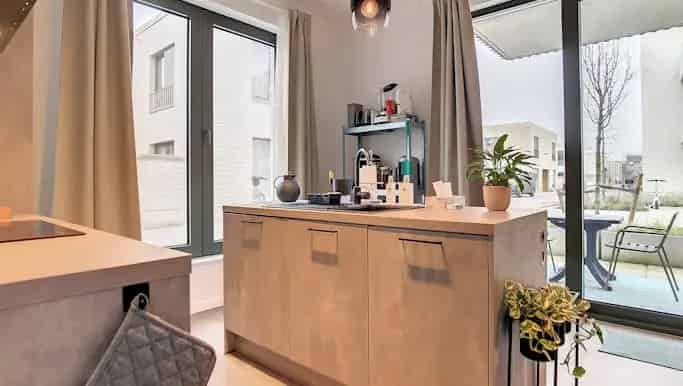 Gelijkvloers appartement te huur Linkeroever