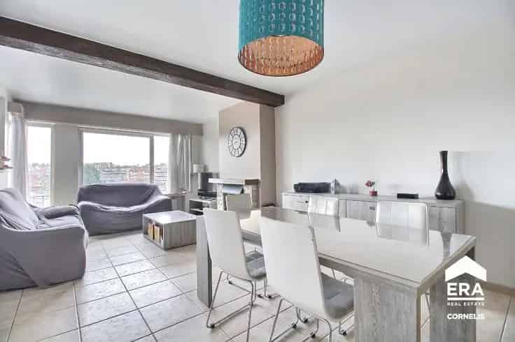 Appartement 70m2 Molenbeek - 2 slaapkamers - Balkon