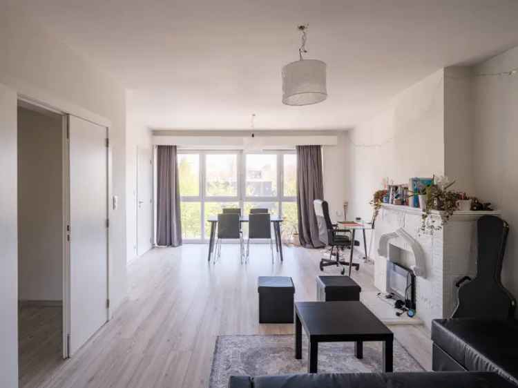 Lichtrijk 2-slaapkamer appartement Gent