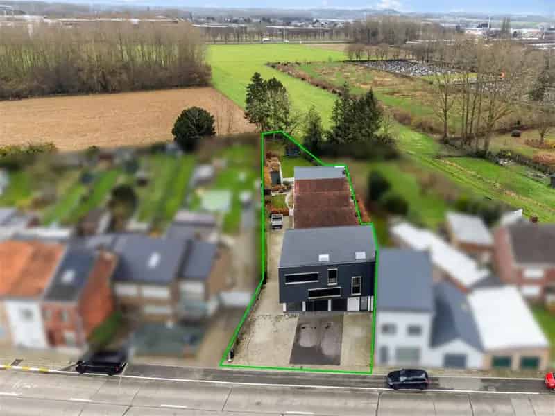 Huis te huur: Handelspand Kantoor Woning 4 slaapkamers Tuinloft