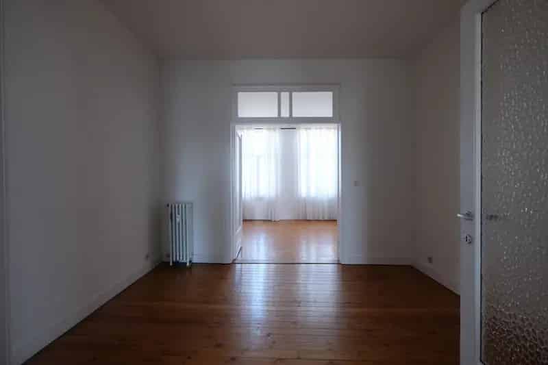 Appartement te Huur Antwerpen Zuid: 2 slaapkamers, Lichtrijk en Ruim