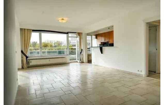 Huur 3 slaapkamer appartement van 120 m² in Antwerp