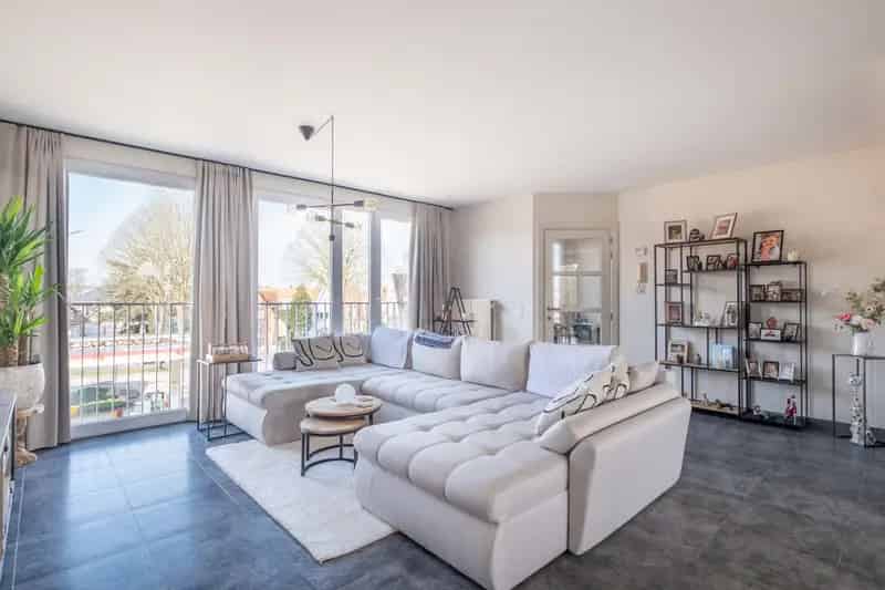 Appartement te koop Sint-Andries: Lichtrijk & Instapklaar