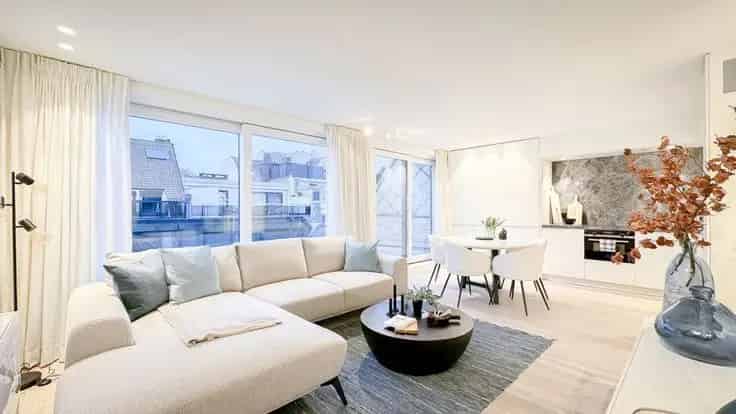 Penthouse te Koop Knokke: 2 Terrassen Volledig Gerenoveerd