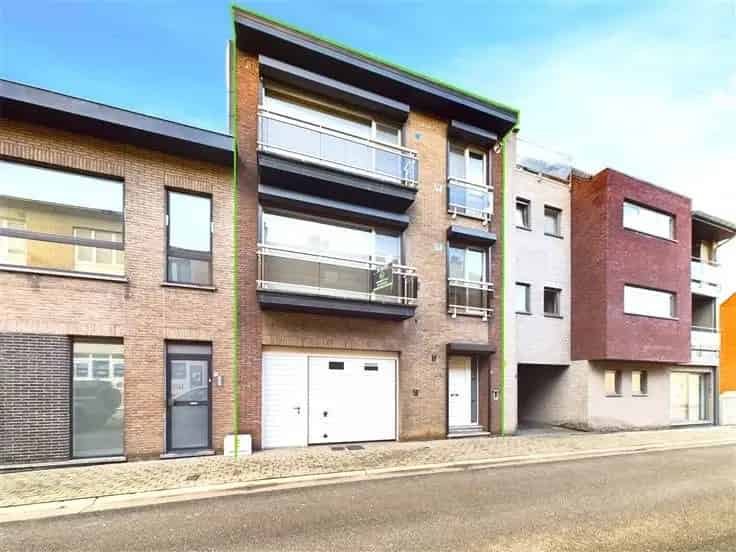 Huis Te Koop Sint Truiden 3 slaapkamers Grote Garage