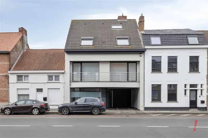 Huis te huur: Praktijkruimte Kantoor met Woonst en Atelier