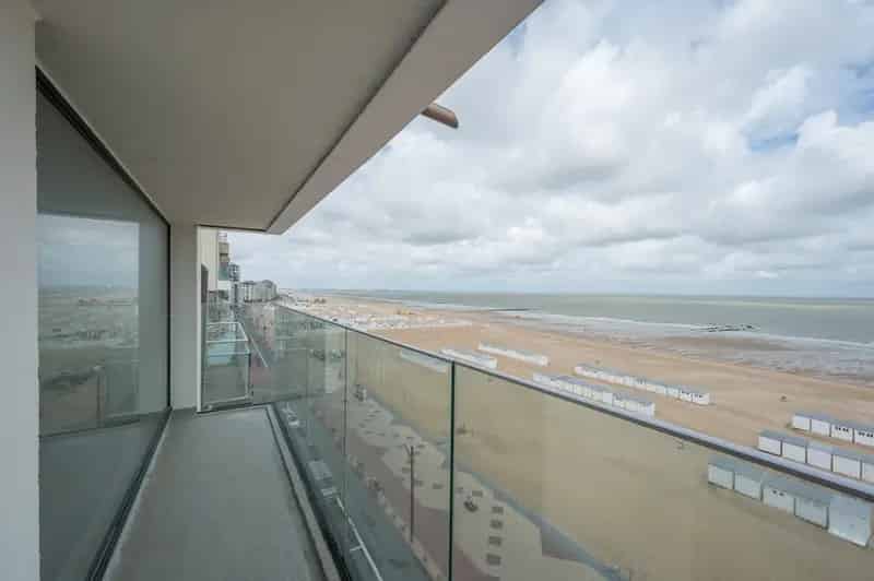Appartement te huur Het Zoute 3 slaapkamers zeezicht 150m2