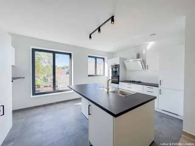 Nieuwbouw Huis te UKKEL 3 slaapkamers 2 badkamers 200m2
