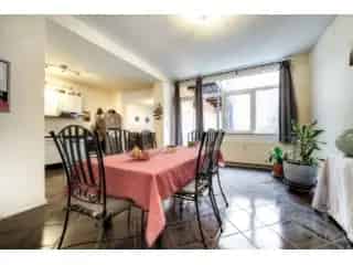Huis Gemengd Gebruik Te Koop 5 Appartementen Jauche