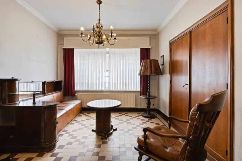 Huis te koop in Hamme: Ruime gezinswoning met potentieel
