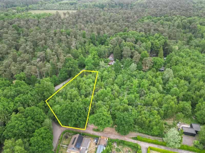 Goed gelegen bos van 2091m²