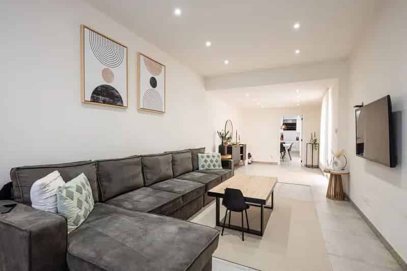 Gerenoveerde woning te Zelzate