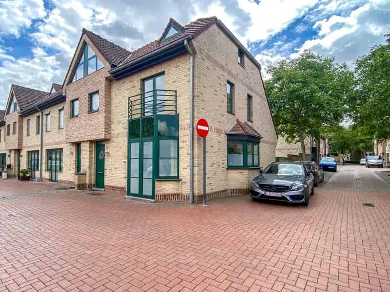 Halfopen bebouwing 3 slaapkamers te Diksmuide