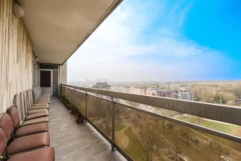 Appartement te huur Molenbeek 3 slaapkamers 120m²