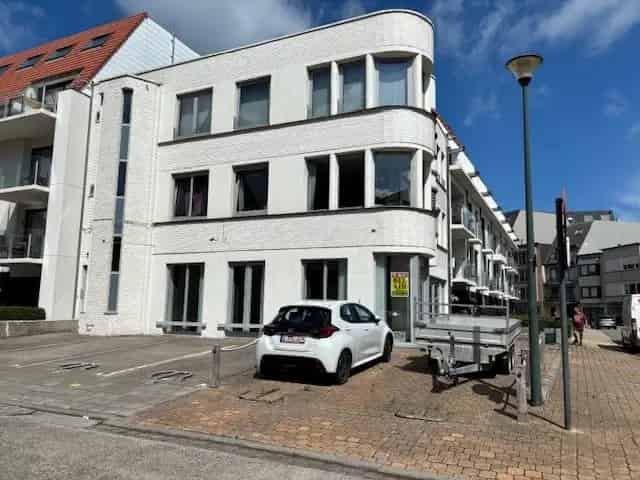 Appartement te huur Bredene Duinen:  Luxueus gerenoveerd