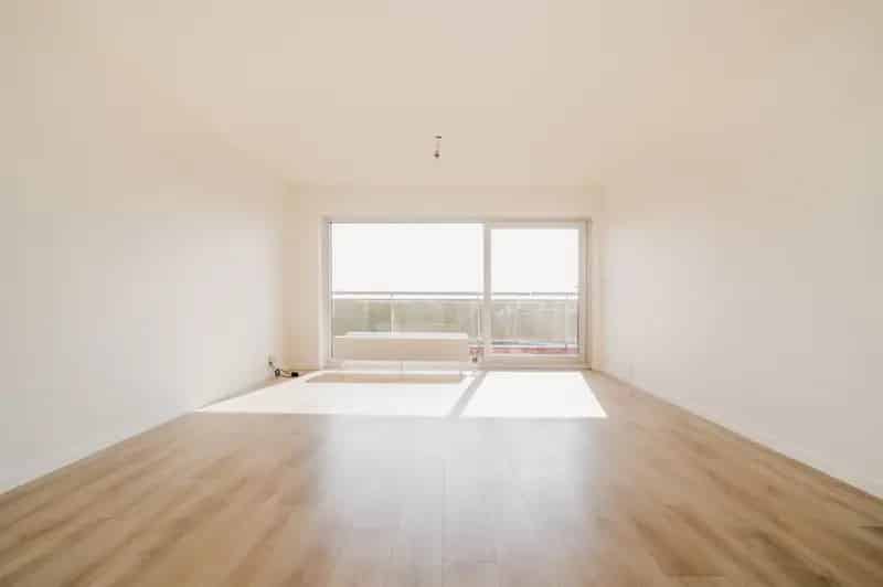 Appartement te huur 3 slaapkamers gerenoveerd terras garage