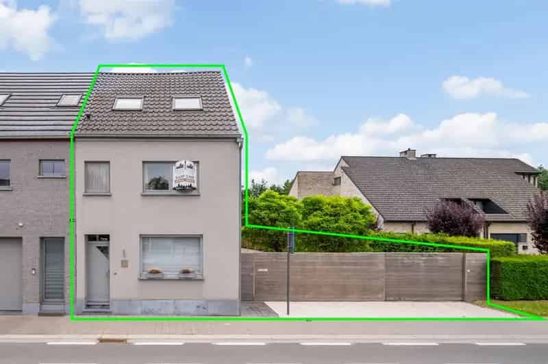 Ruime 4 Slaapkamerwoning Grote Tuin Dubbele Garage