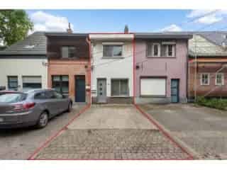 Huis te koop Vosselaar - Op te frissen woning met tuin