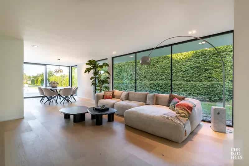 Gerenoveerde Villa Hasselt 4379m²