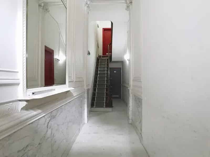 Huis met 8 studio's te koop Antwerpen