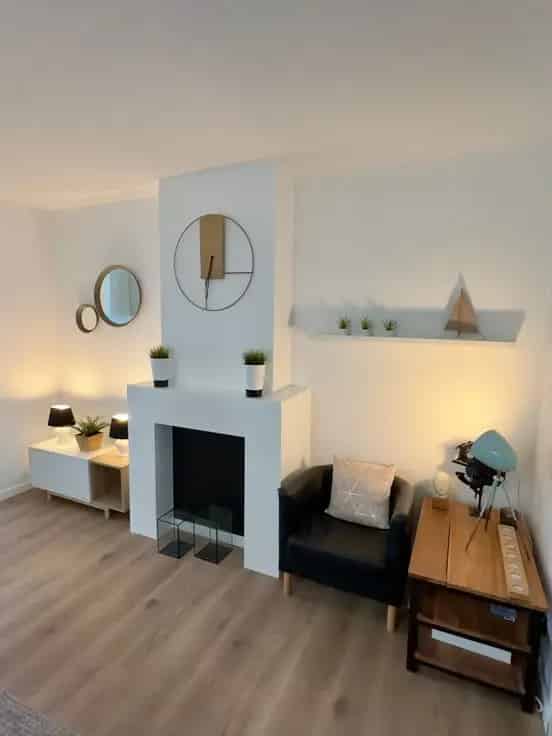 Appartement Te Koop Mortsel 1 Slaapkamer Garage Meubels